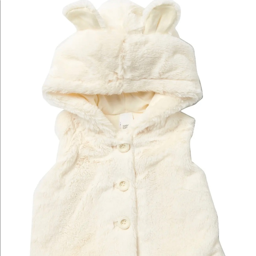 HARPER CANYON Faux Fur Hooded Vest In Ivory Egret